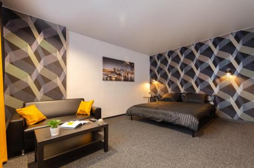 Samira 2 in Kyiv, Ukraine