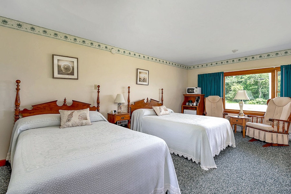 Towne Lyne Motel - photo 80