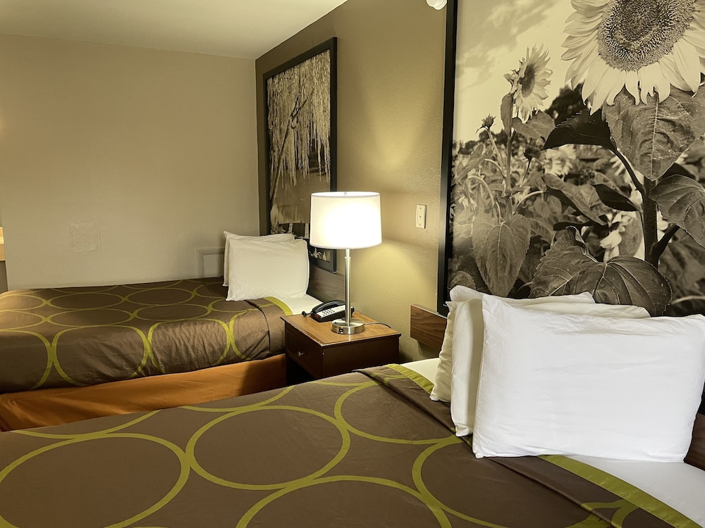Super 8 By Wyndham Junction City - photo 8