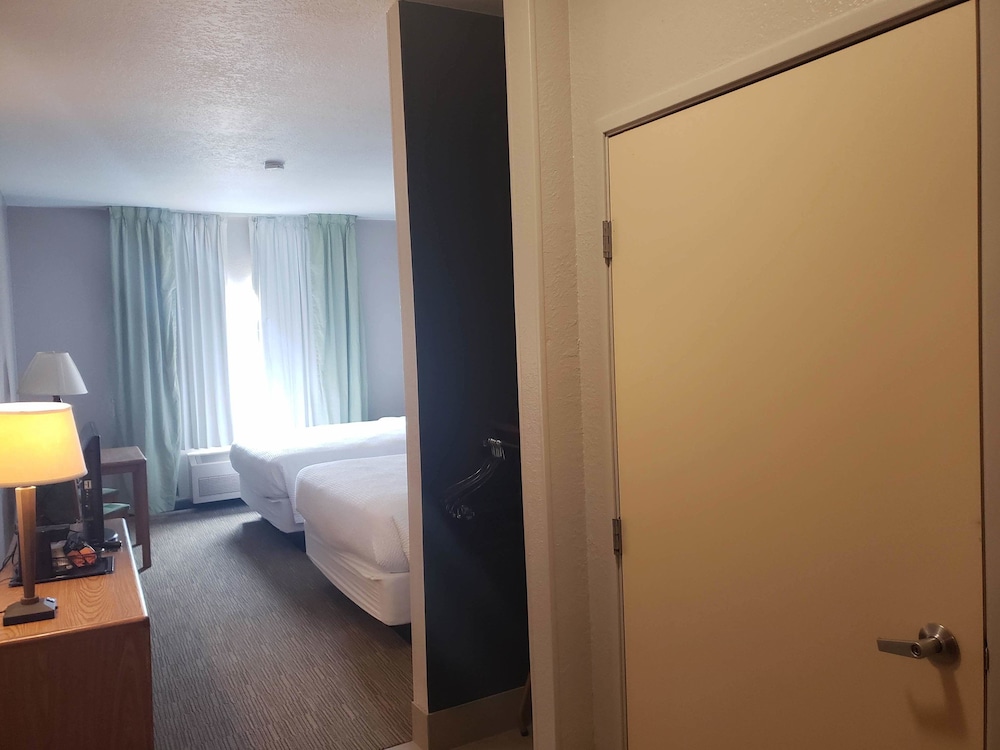 Country Inn & Suites by Radisson Fairview Heights IL - photo 39