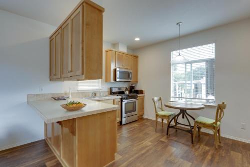 Oak View Vacation Rental About 3 Mi To Lake Casitas 20758276 — Oak View