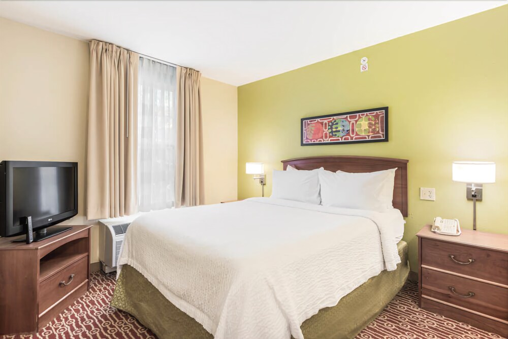Towneplace Suites by Marriott Cincinnati Blue Ash - photo 10