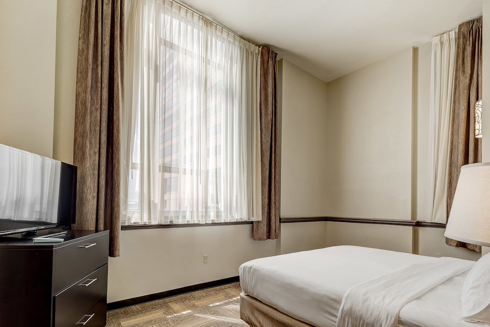 Staybridge Suites Baltimore Inner Harbor by IHG - photo 24