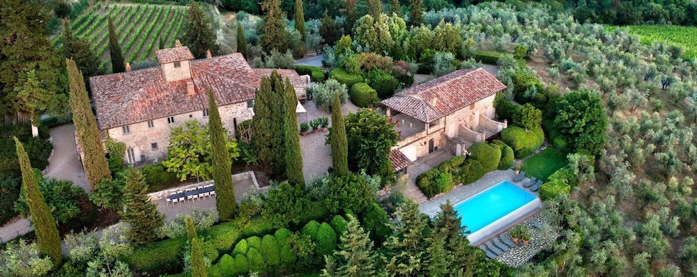 Casolese — 4-Star Luxury Hotel in Greve In Chianti, Italy