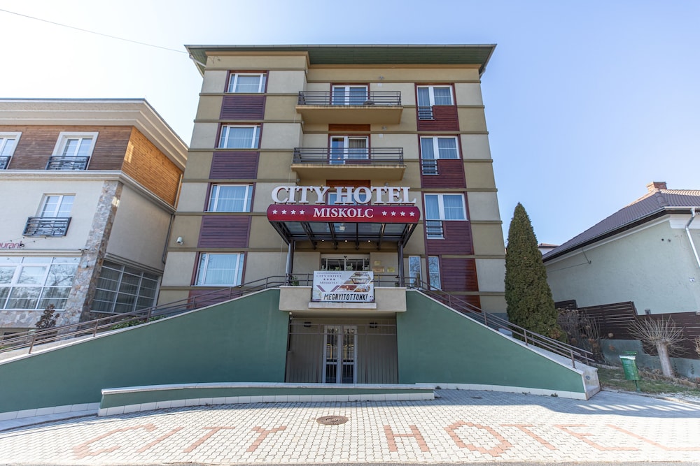 City Hotel Miskolc in Miskolc, Hungary