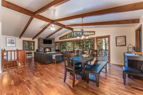 Yosemite Rendezvous - carbon neutral hotel in Unknown City