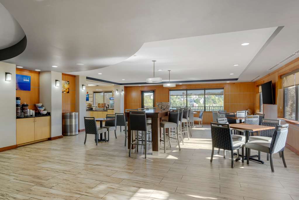 Comfort Suites Stockbridge Atlanta South - photo 42