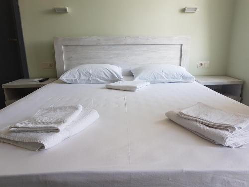 Hotel S 326