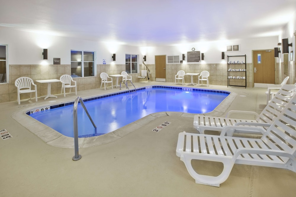 Hampton Inn Pittsburgh Area Beaver Valley CenterTownship - photo 15