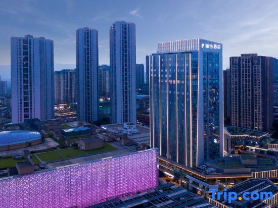 Country Inn & Suites by Radisson — 4-Star Luxury Hotel in Chongqing, People's Republic of China
