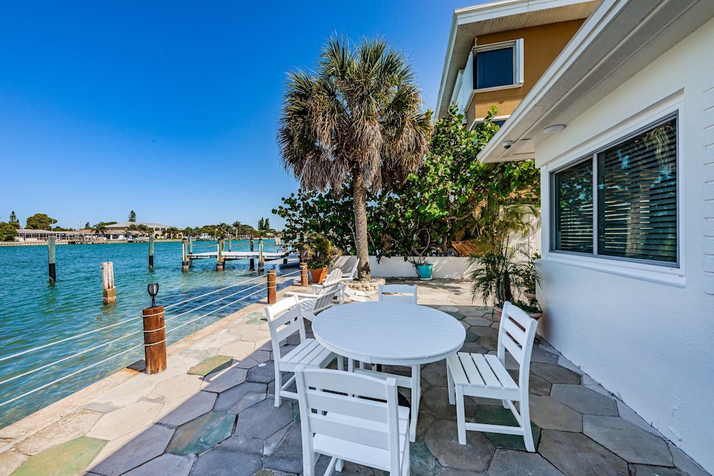 The Roth Hotel Treasure Island Florida - photo 81