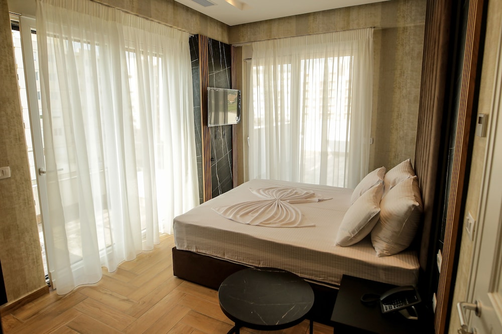 Rozafa Blu Hotel — Shengjin — photo 2