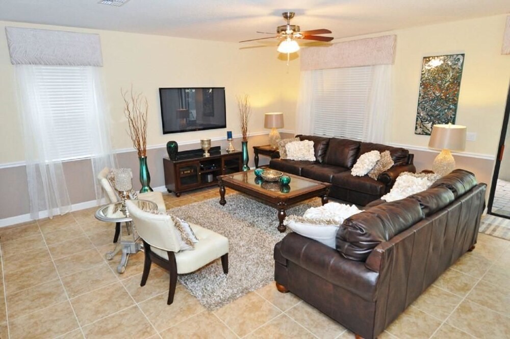 Fabulous 8 Bed 5 Bath Pool Home in Championsgate Golf Resort - photo 13