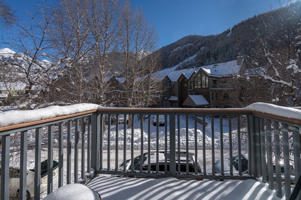Plunge A by Avantstay Stunning Views & A Block From Lift #7 - photo 14
