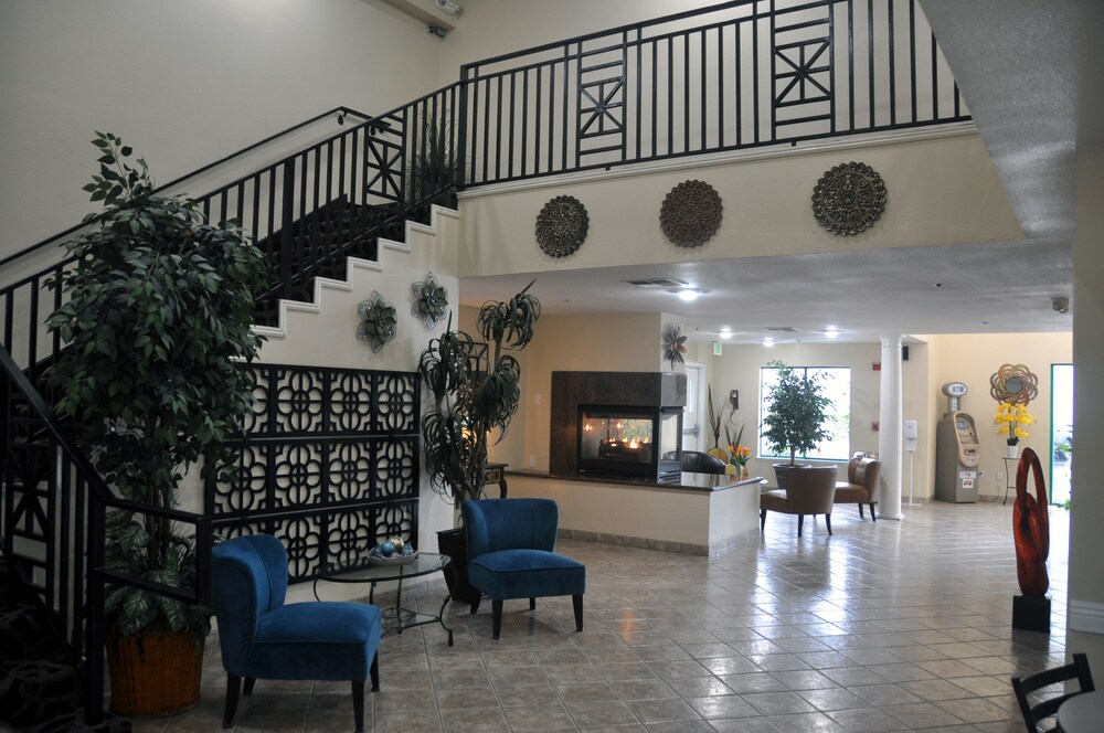 Pavilion Inn San Jose - photo 4
