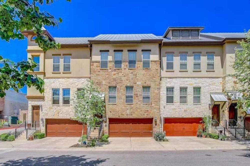 Bend in the River in Georgetown, United States