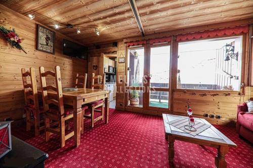 Belle Plagne Skis Aux Pieds Pierre De Soleil — Belle Plagne