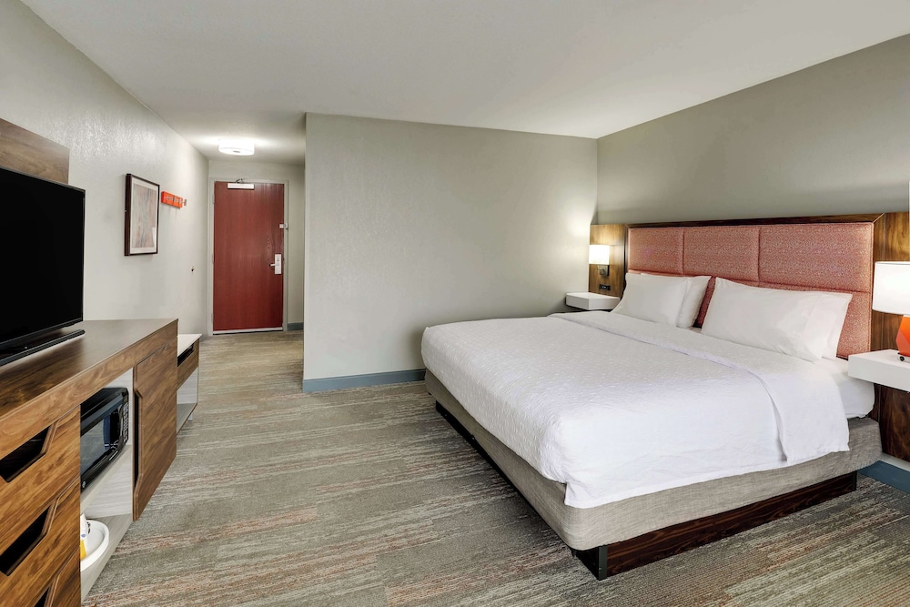 Hampton Inn & Suites St. Louis Edwardsville - photo 31