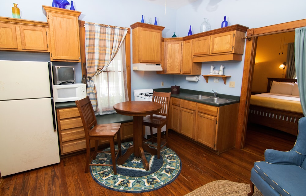 Sweetwater Branch Inn - photo 85