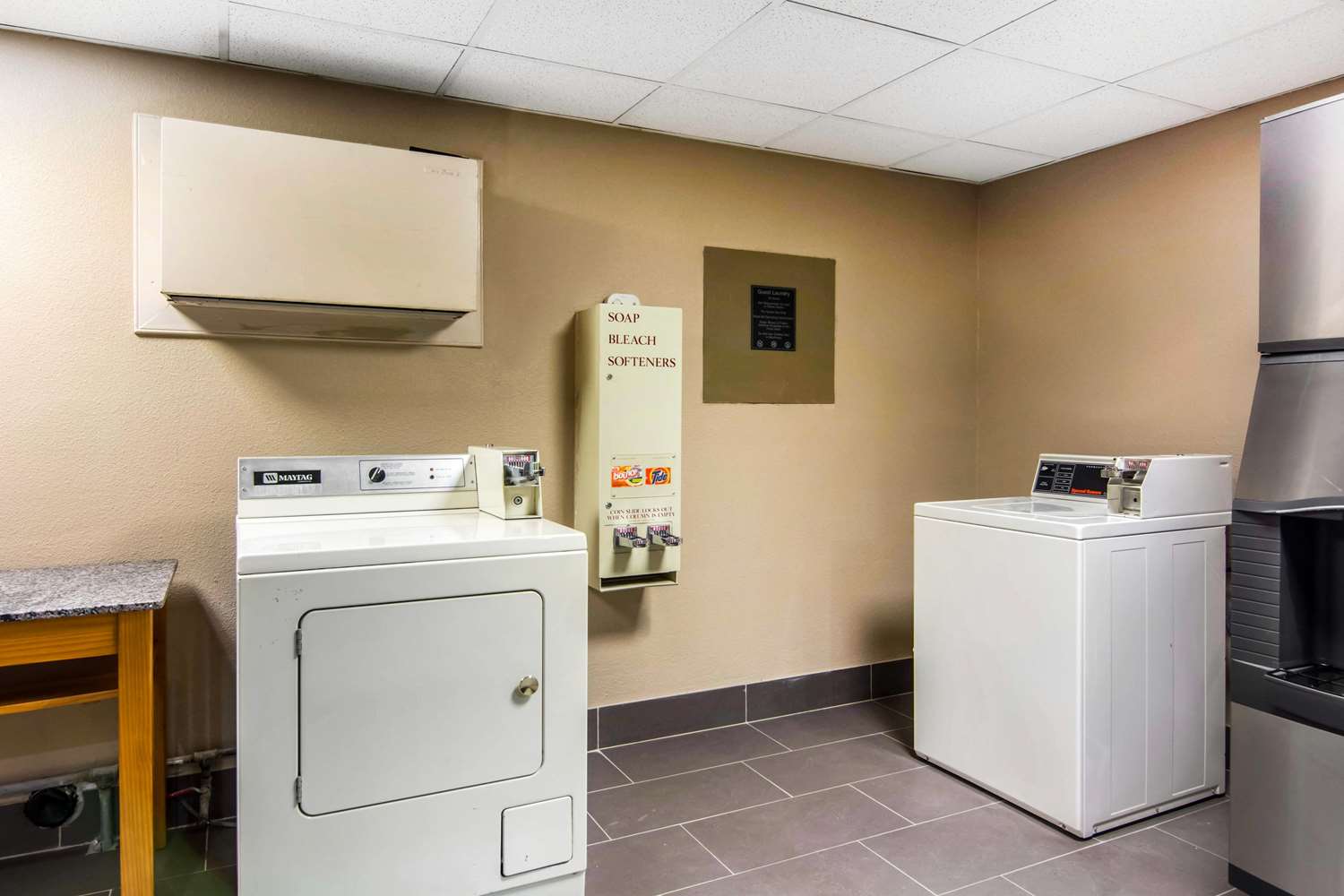 Comfort Inn Newport News Williamsburg East - photo 31