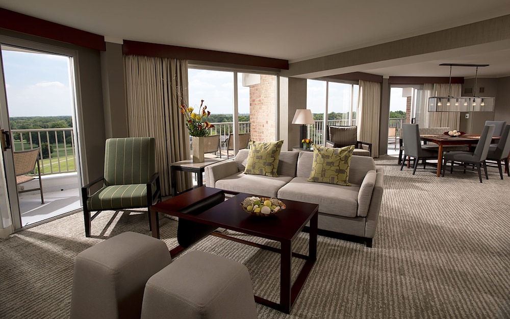 Eaglewood Resort and Spa - photo 14