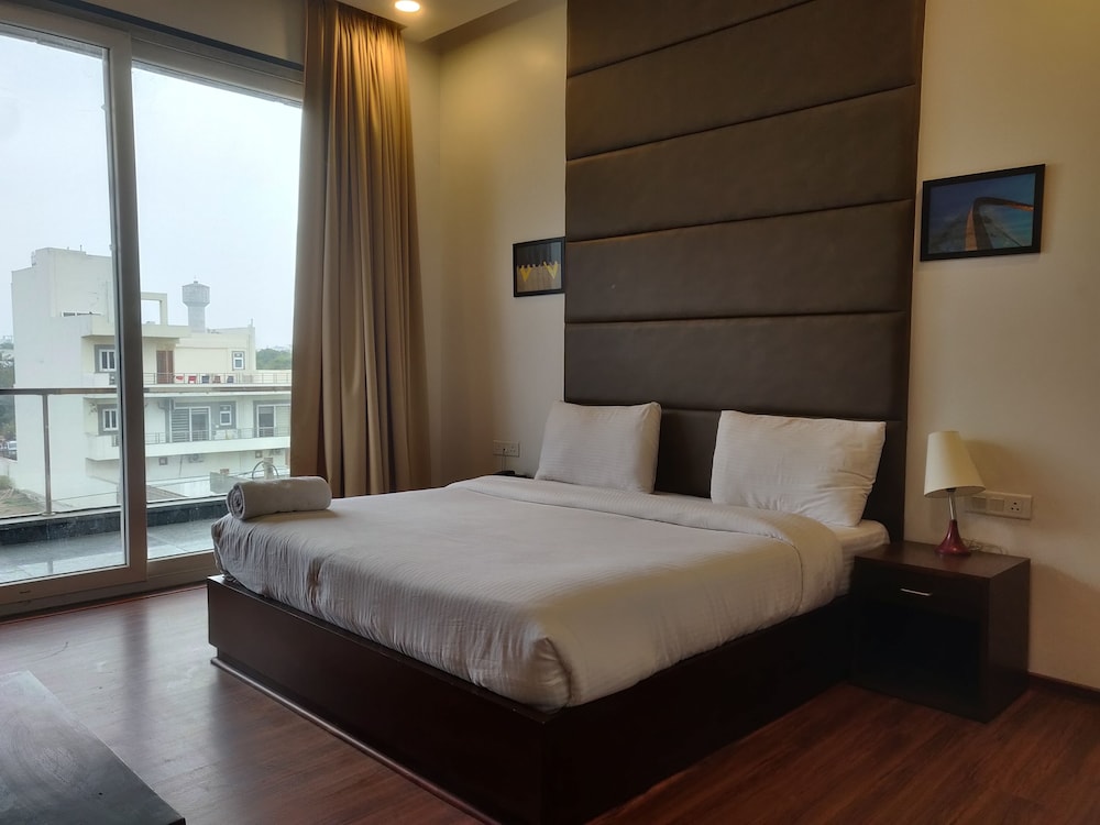 Hotel Saar Prime - last minute hotel in Gurgaon