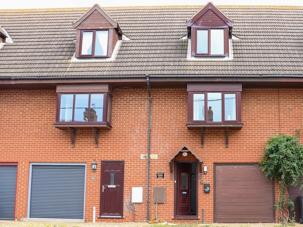 Harvey's Holiday House — 4-Star Luxury Hotel in Hunstanton, United Kingdom