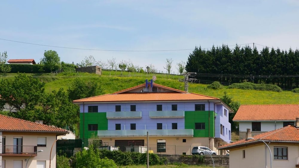 Aginaga Hotela - last minute hotel in Usurbil