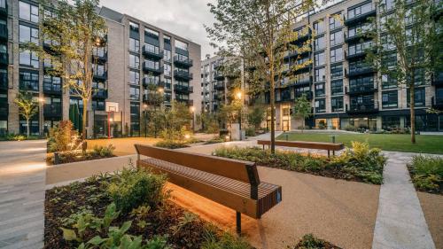 Coopers Cross Two by Dublin At Home — 4-Star Luxury Hotel in Dublin, Republic of Ireland