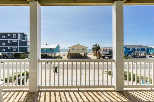 Wait N Sea by Oak Island Accommodations - photo 28