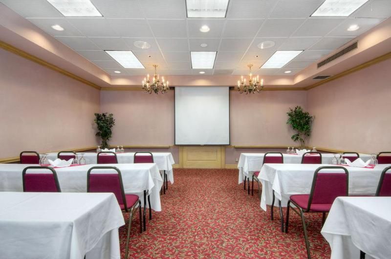 Mariani's Inn - photo 18