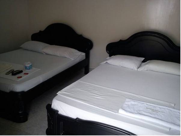 Hotel Los Estoraques — hotel in Aguachica