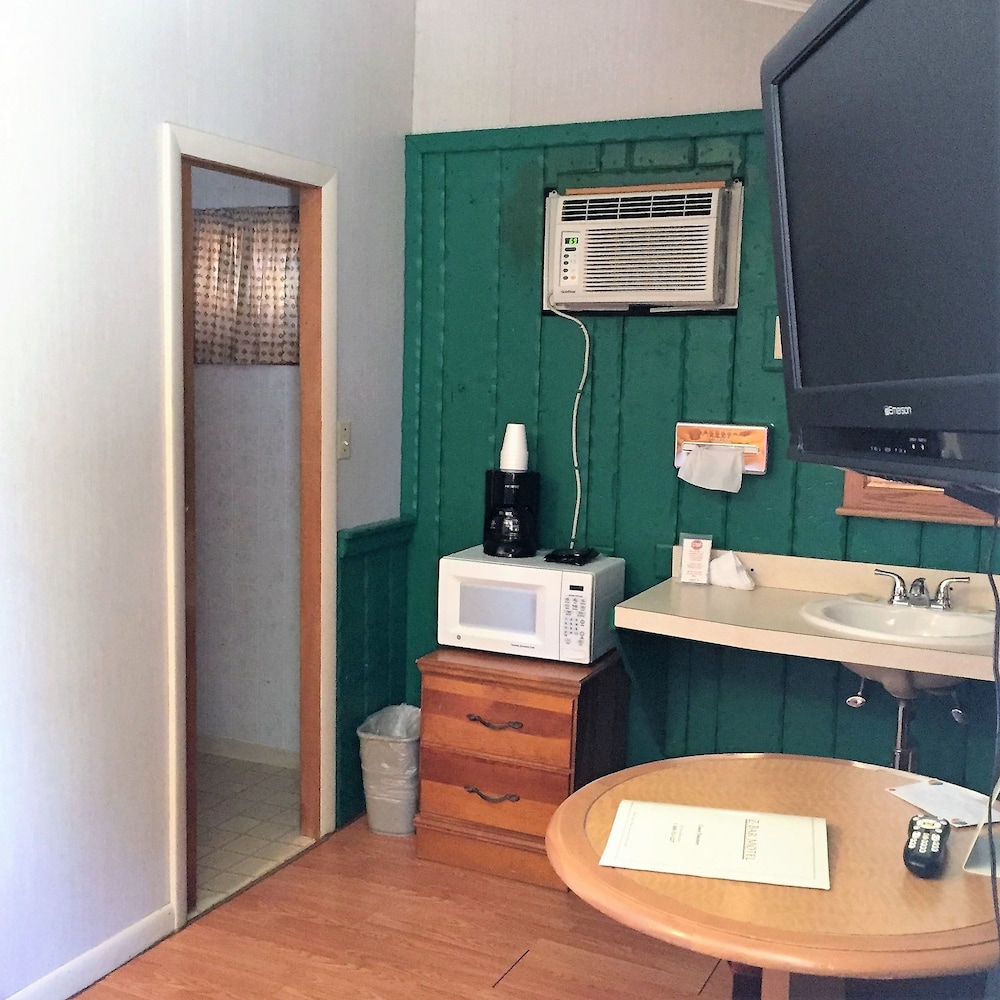 Z Bar Motel - photo 50