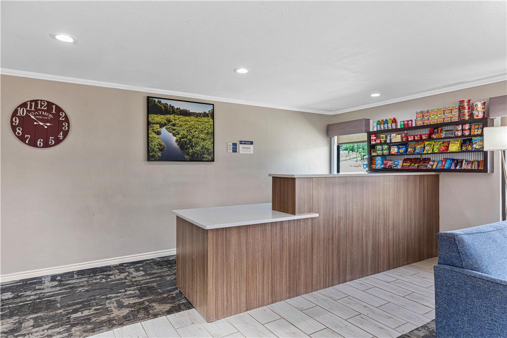 Best Western Palestine Inn - photo 10