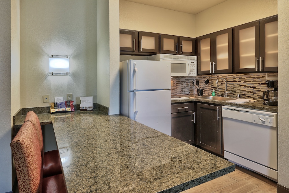Staybridge Suites North Albuquerque by IHG - photo 13