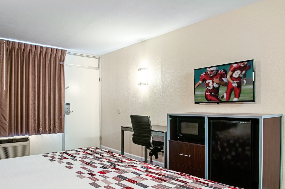 Red Roof Inn Slidell - photo 7