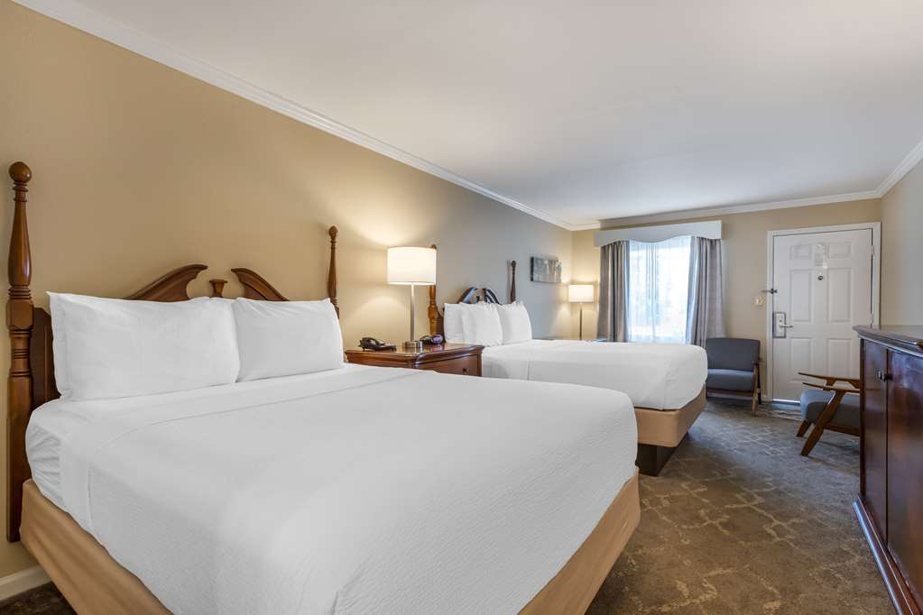 Best Western Plus Santee Inn - photo 12