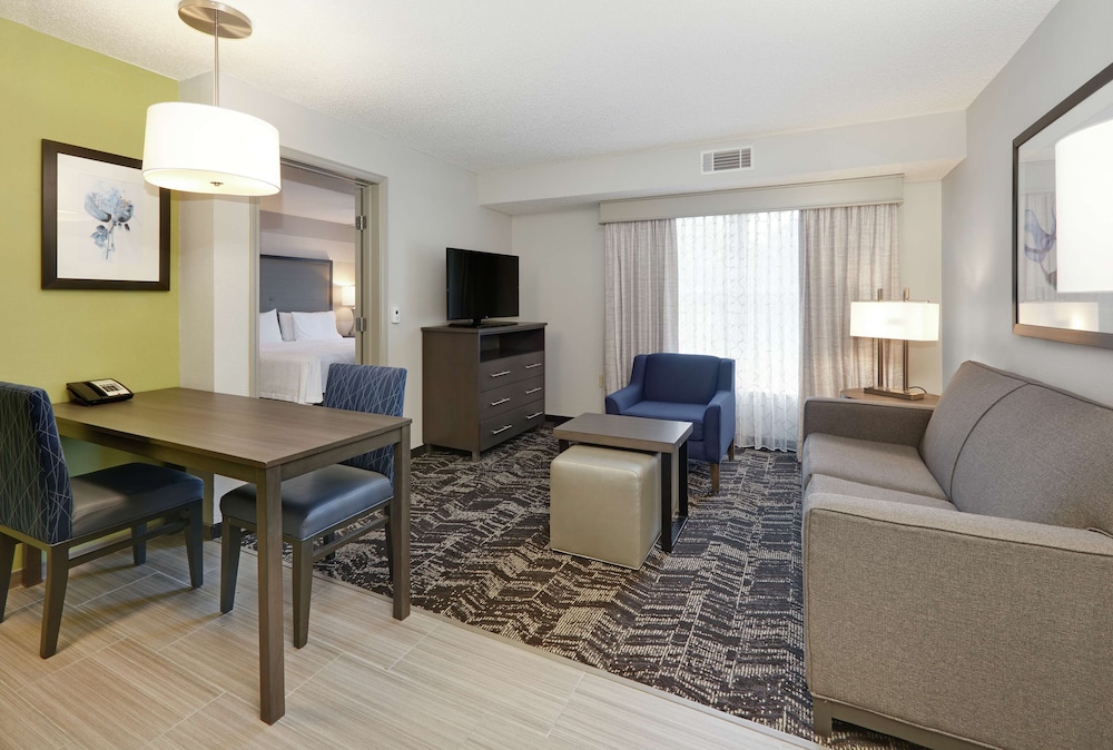 Homewood Suites by Hilton St. Louis Chesterfield - photo 11