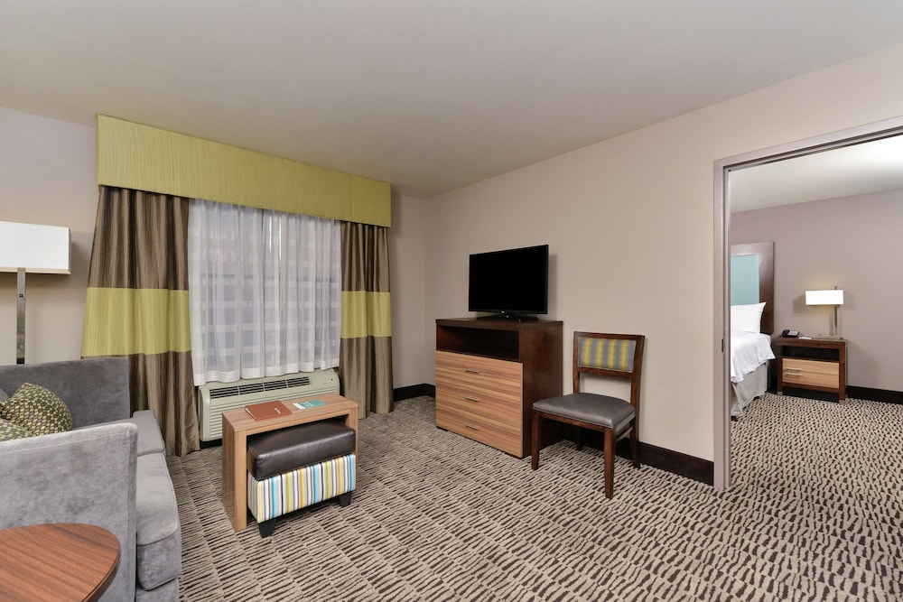 Homewood Suites By Hilton Cincinnati Mason - photo 21
