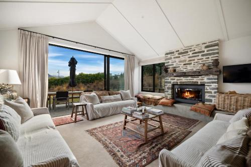 Kirimoko Lodge — 4-Star Luxury Hotel in Wanaka, New Zealand