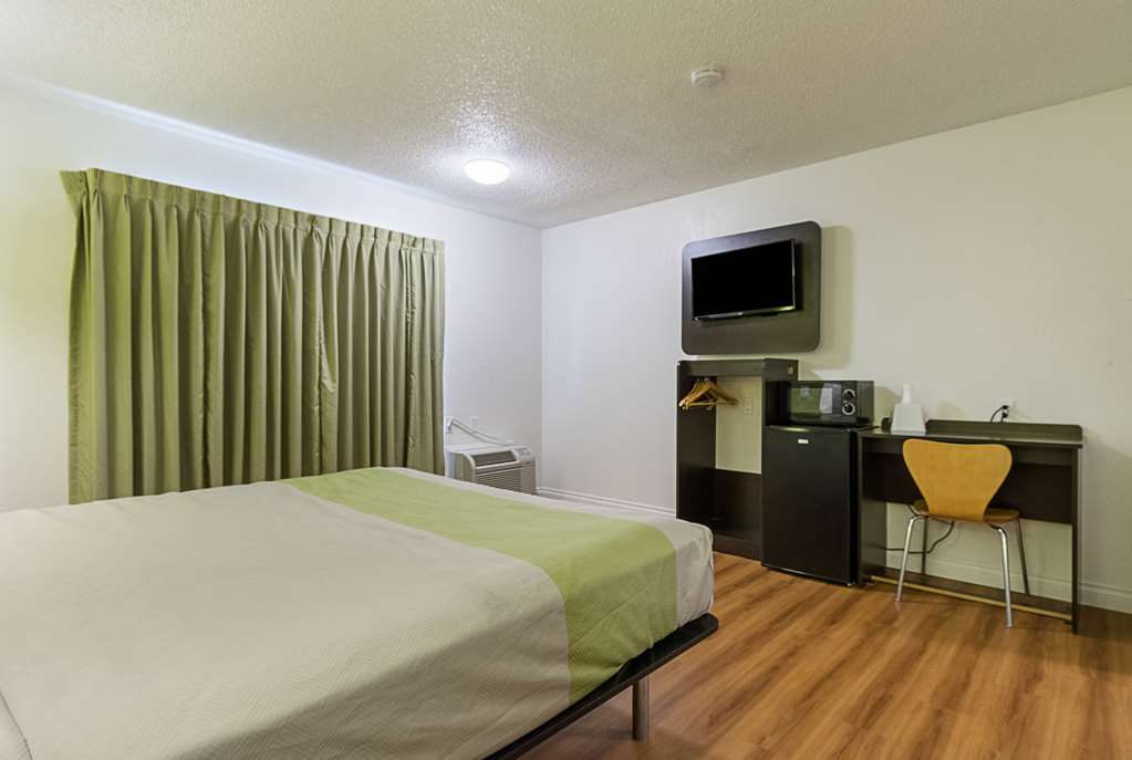 Motel 6 Santa Maria CA South - photo 16