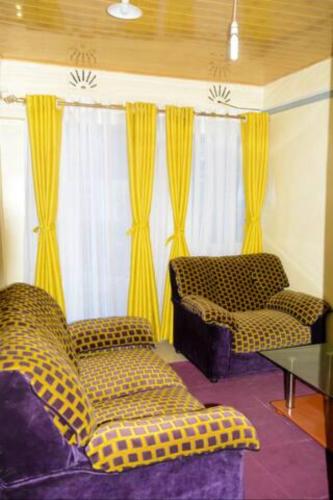 Beautiful 1BR with Wi Fi & secure parking in Kakamega, Kenya