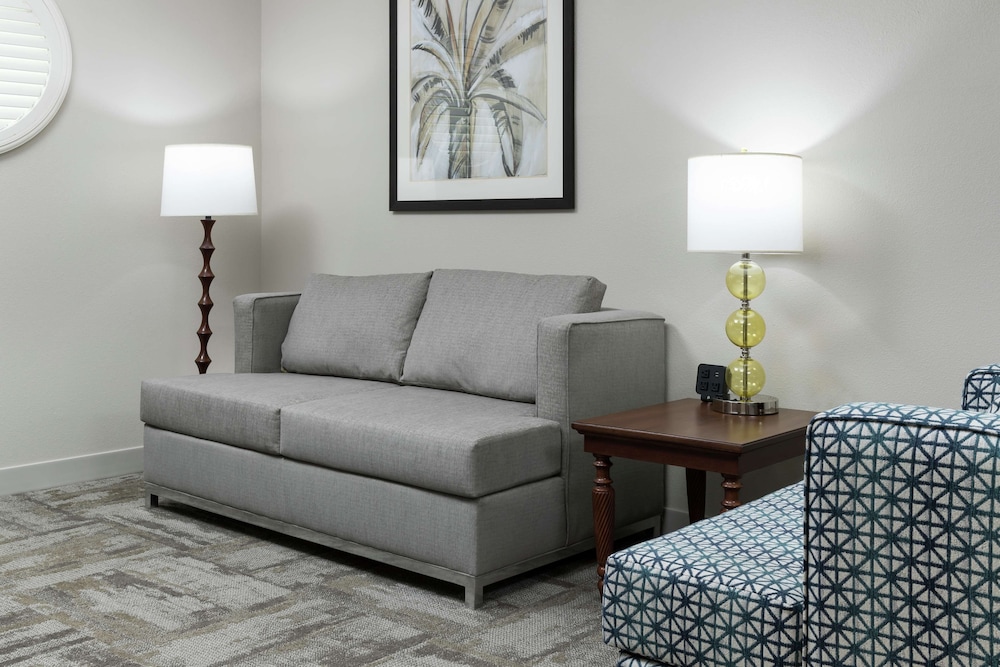 Hampton Inn New Smyrna Beach - photo 15