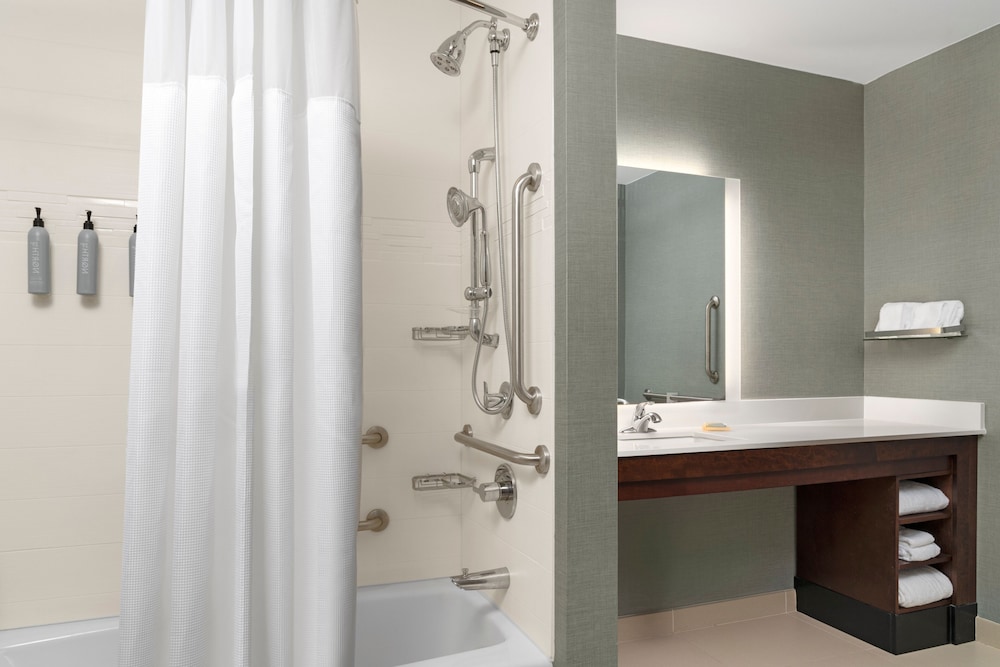 Residence Inn by Marriott Kingston - photo 10