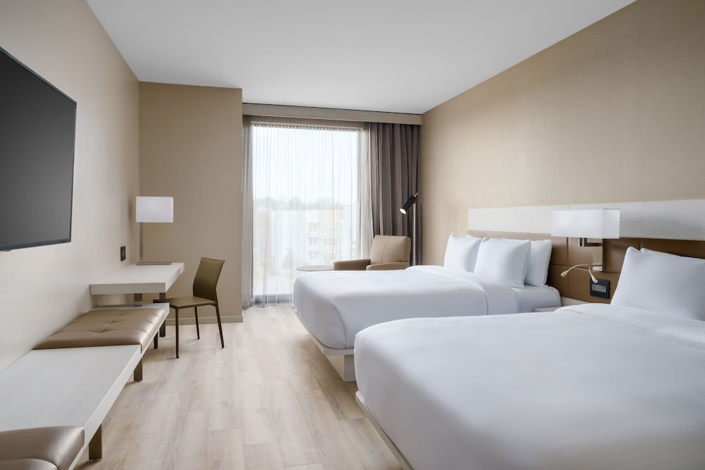 AC Hotel by Marriott Jacksonville St Johns Town Center - photo 14