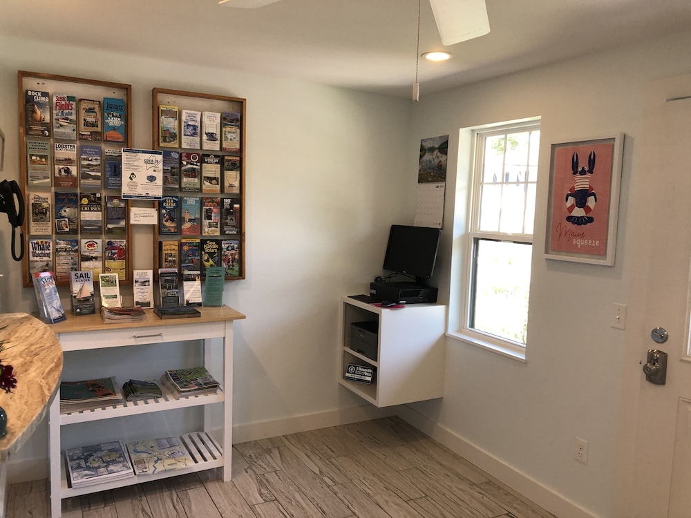 Island Place - photo 23