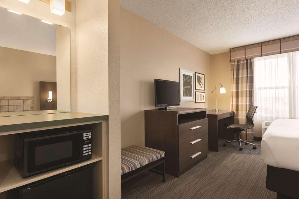 Country Inn & Suites by Radisson Forest Lake MN - photo 10