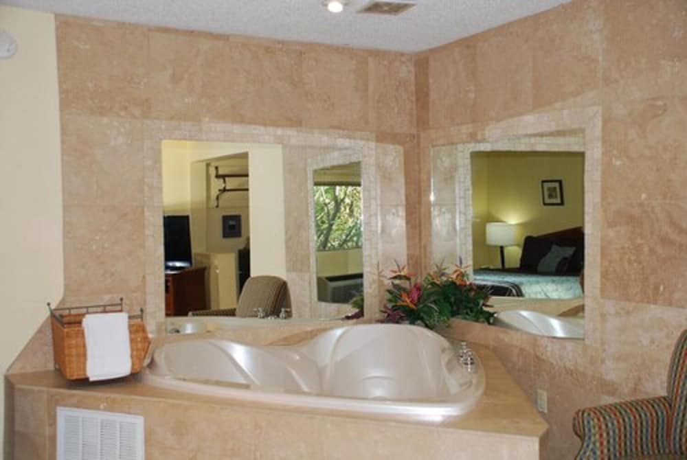 Chief Motel - photo 14