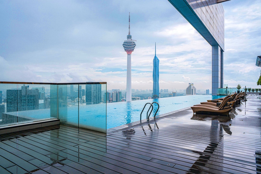 Sidemen Suites at Platinum KLCC — 4-Star Luxury Hotel in Kuala Lumpur, Malaysia