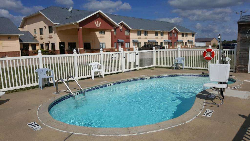 Americas Best Value Inn & Suites Nevada - photo 20